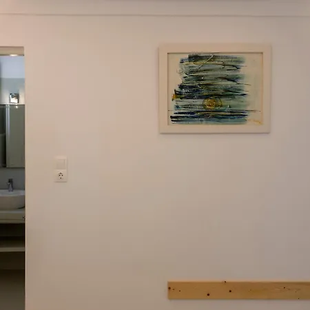 Krotiribay Adults アパートホテル