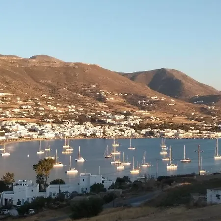 アパートホテル Krotiribay Adults 4*