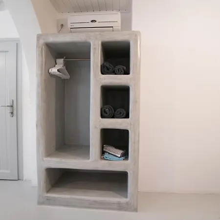 Krotiribay Adults パロス島