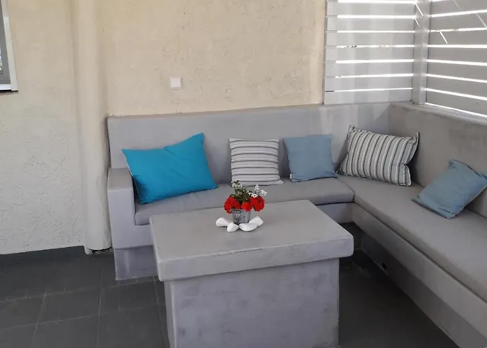 Krotiribay Adults Apartahotel 4*