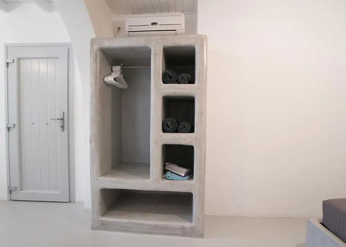 Krotiribay Adults Páros