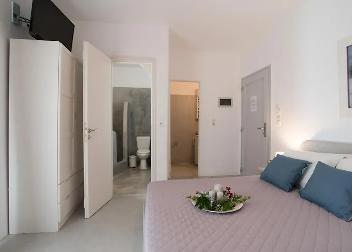 Krotiribay Adults Apartahotel