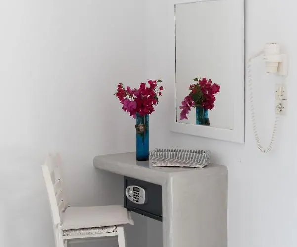 Krotiribay Adults Apartahotel