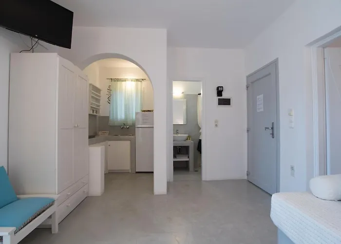 Krotiribay Adults Apartahotel