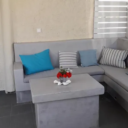 Krotiribay Adults Aparthotel 4*