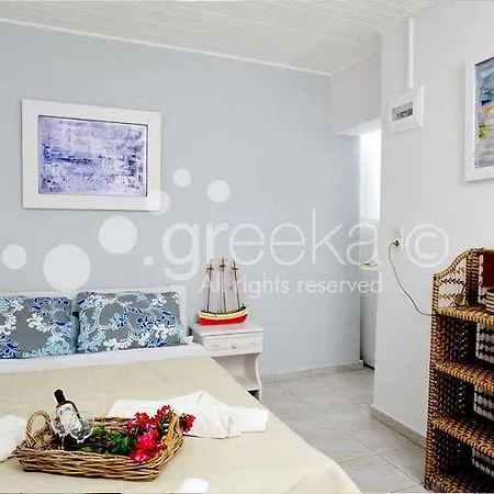 Krotiribay Adults Aparthotel 4*