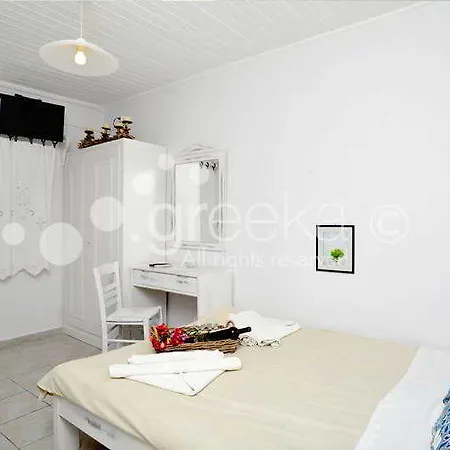 Krotiribay Adults Aparthotel