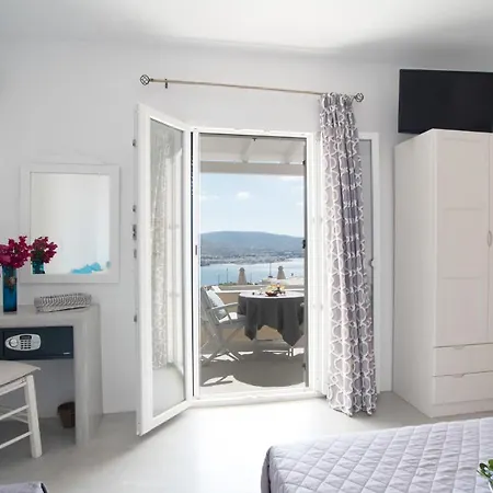 Krotiribay Adults Aparthotel 4*