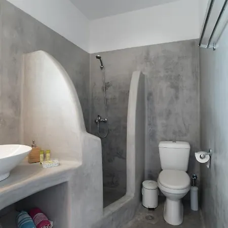 Krotiribay Adults Aparthotel 4*