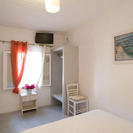 Krotiribay Adults Lejlighedshotel 4*
